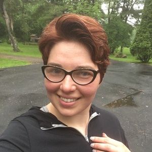 Meet your Posher, Alisha